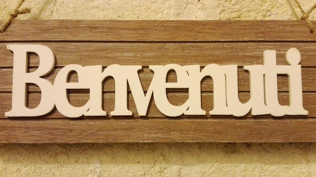 Domusfrumenti Oria  Exterior photo